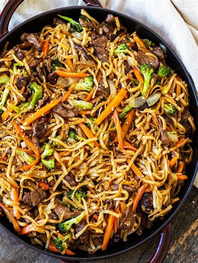 Beef Chow Mein 400g - Click Image to Close